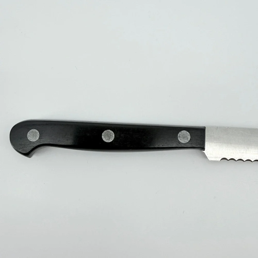 Zwilling JA Henckels 5 Inch Serrated Utility Knife Friodur 31608-130 Germany